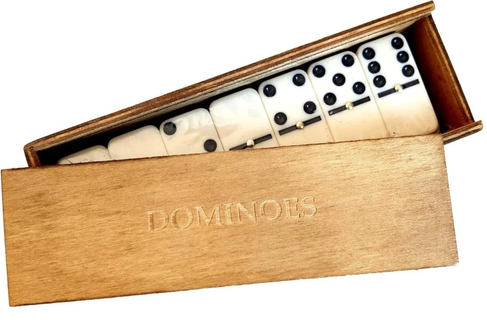 Dominos